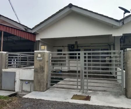 Homestay Kuala Selangor Permai 1