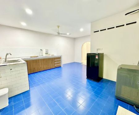 EE Homestay