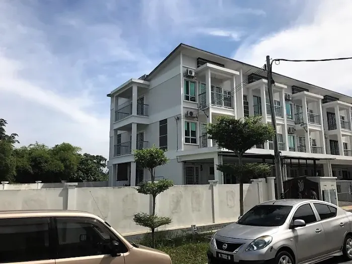 MyHomestay Raisha @ Seksyen 7 Bangi (Homestay Besar 3 Tingkat, 6 Bilik Tidur) Picture 2