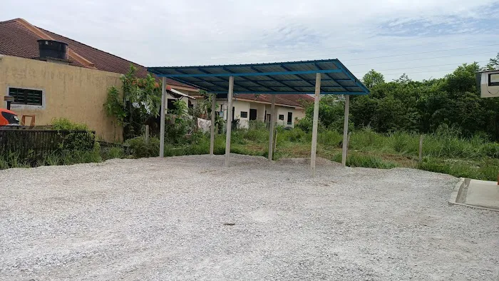 AINA HOMESTAY Tmn Desa Bahagia ll Sg Manik Teluk Intan Picture 6