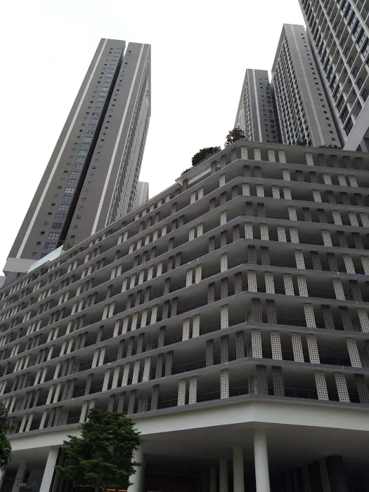 Tower D @ 28 BLVD Picture 1