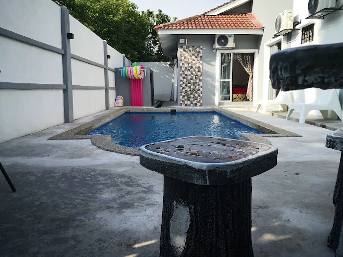 Zayuna Homestay (muslim only) Picture 3