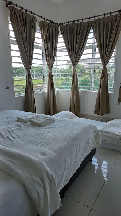 Paddyview Homestay by Villa Chee Picture 3