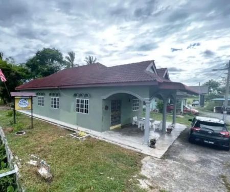 Homestay Hassani Kepala Batas
