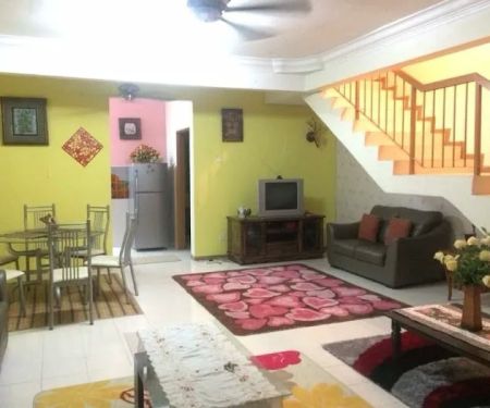 D’olyn Homestay