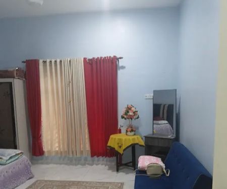 HOMESTAY LIZA RUMPUN MAKMUR