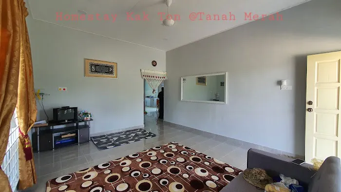 Homestay Kak Ton @Tanah Merah Picture 4