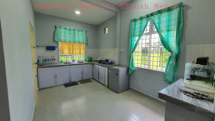Homestay Kak Ton @Tanah Merah Picture 8