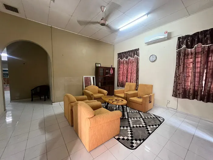 Homestay adai taman rasa sayang senawang Picture 10