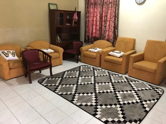 Homestay adai taman rasa sayang senawang Picture 9
