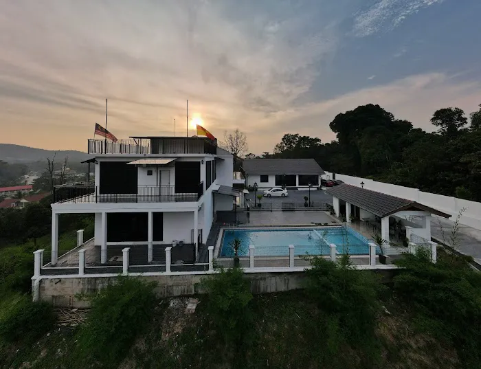 Jenderam Hill Villa Picture 5