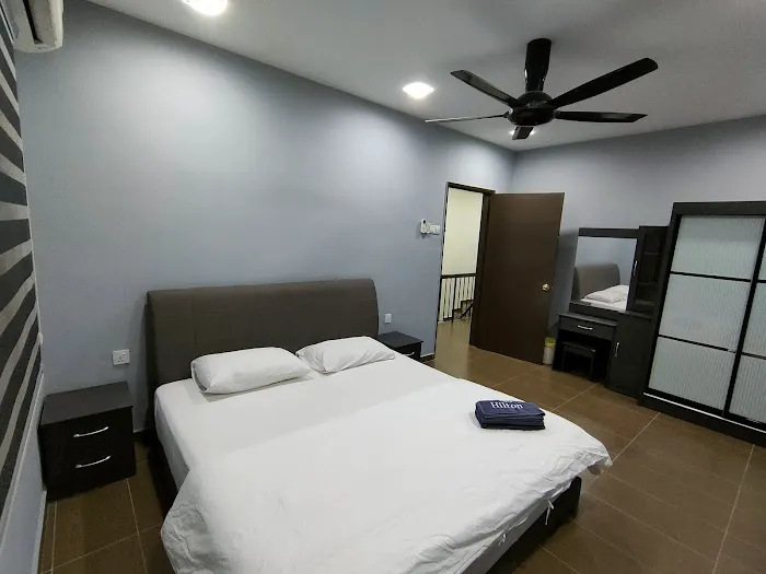 Three-Bedroom House @ Tyara Homestay Sunway Picture 1