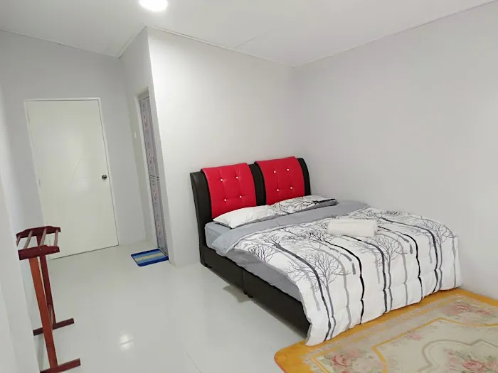 Aina Guest House Picture 1