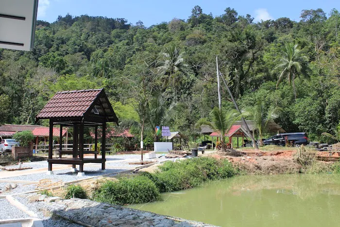 Kolam Pancur Berderu (Chalet Tuan Ismail) Picture 3