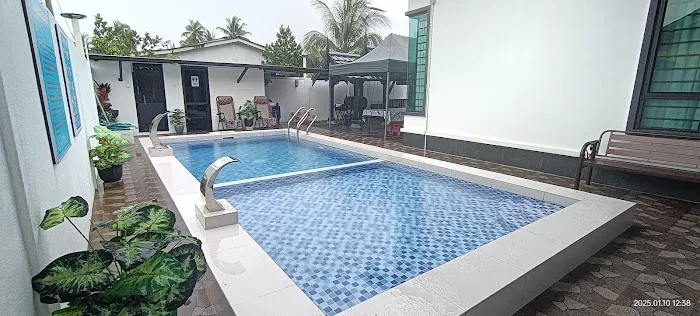 Homestay Villa H with POOL Picture 1