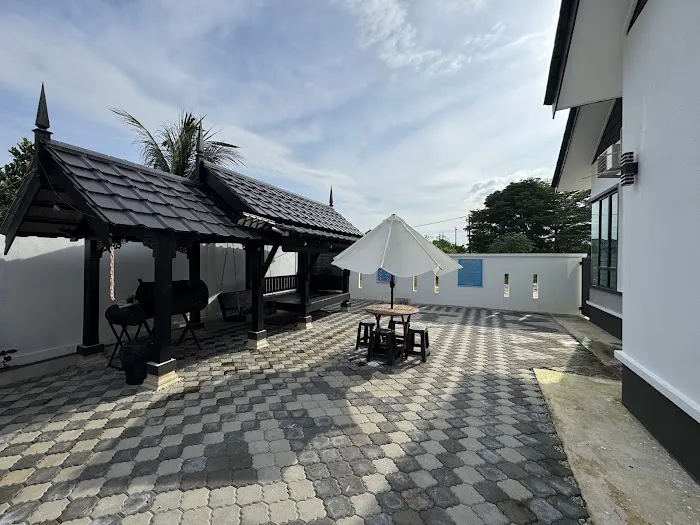 Homestay Villa H with POOL Picture 10