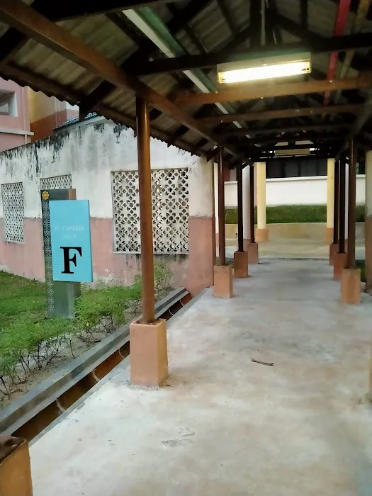 Mahallah Aminah - Junction 8 Picture 6