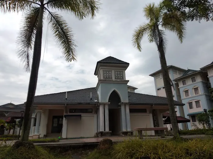 Mahallah Asiah Picture 4