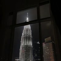 Skysuites KLCC by Cobnb ico