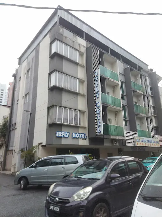 12FLY HOTEL Picture 3