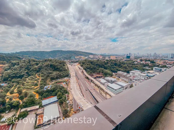 Empire City powered by Ezystay Picture 3