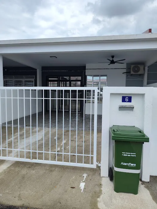 ADIA'S HOMESTAY JENGKA Picture 7