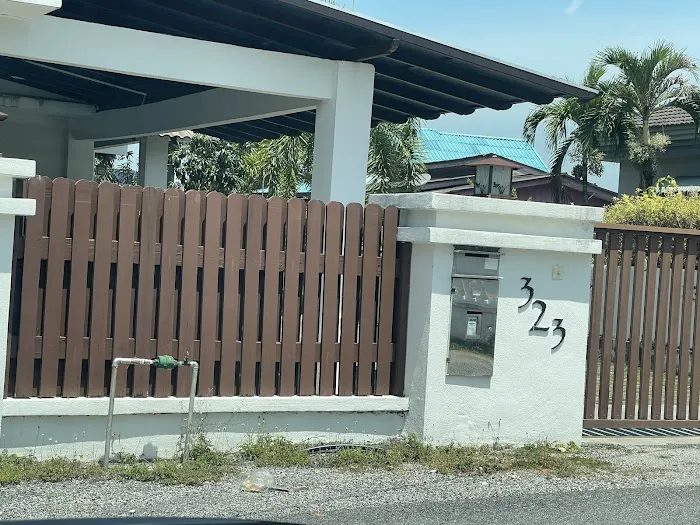 Epi’s House Picture 1