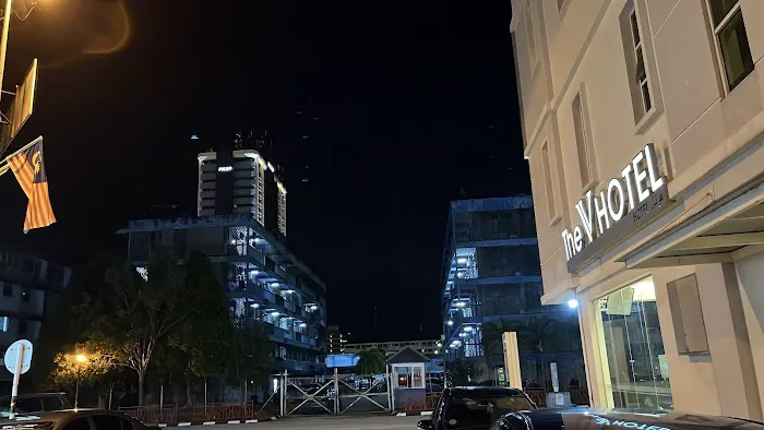The V Hotel Picture 1