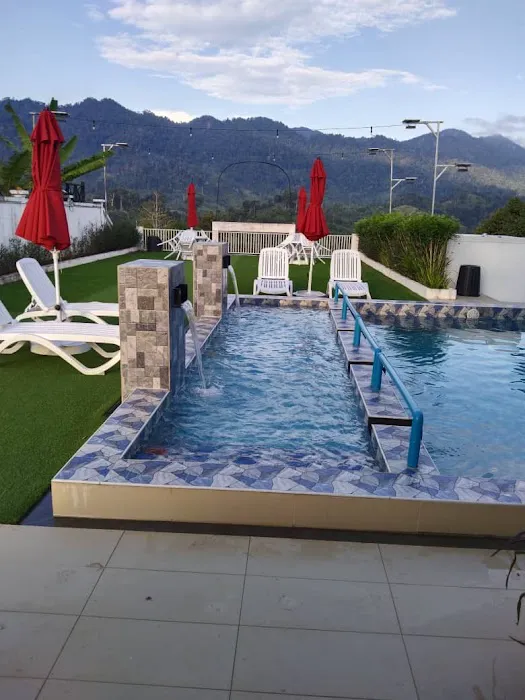 DENZ Chalet Picture 6
