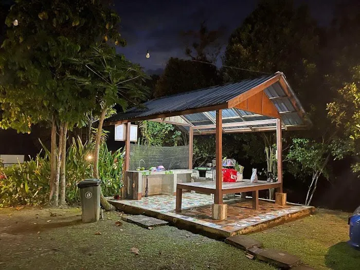Kantan Cottage and Campsite Picture 7