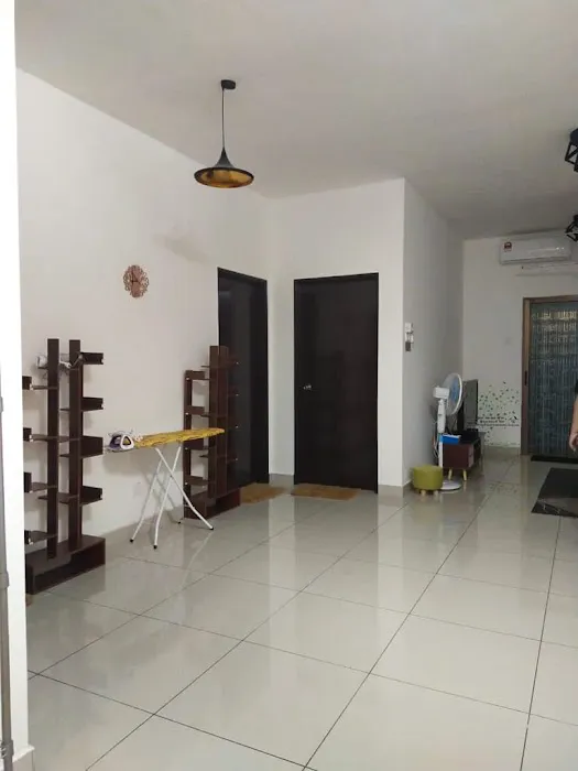 Nini's Homestay Kajang @ Residensi Zamrud Picture 4