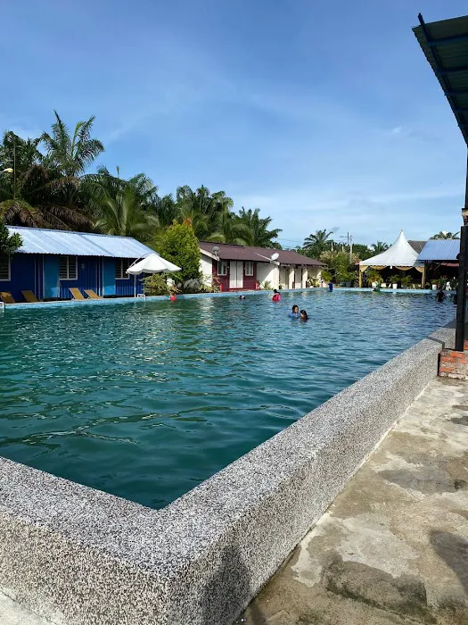 IRFAN AHZA WATER CHALET @ FIREFLY PARK Picture 1