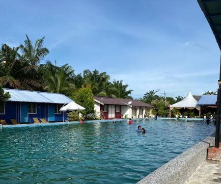 IRFAN AHZA WATER CHALET @ FIREFLY PARK