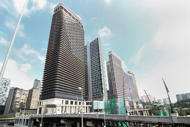 OYO Home 983 Lavish 1BR Empire City My Loft Picture 3