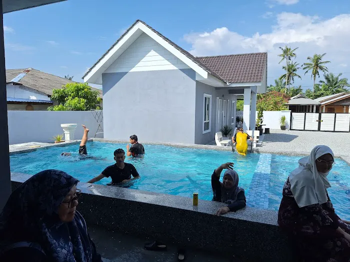 annihomestay Santai D'Kanchong Picture 1