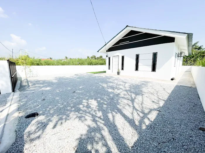 ZH Cottage Picture 2