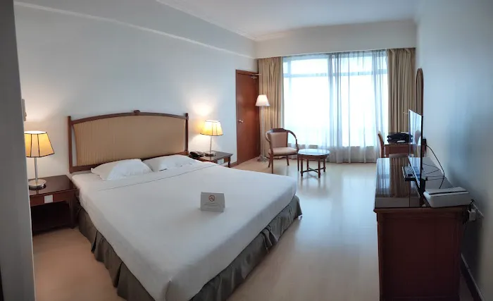 Oriental Crystal Hotel Picture 3