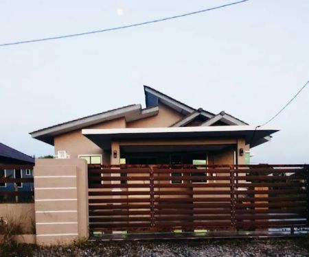 Dania Home Stay