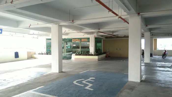 Central Hotel Picture 10