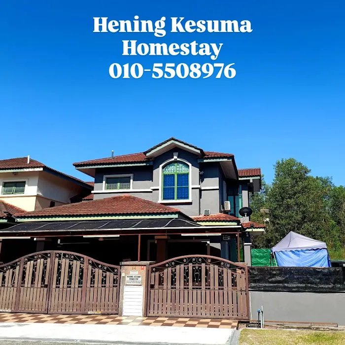 Hening Kesuma Homestay with Pool Picture 3