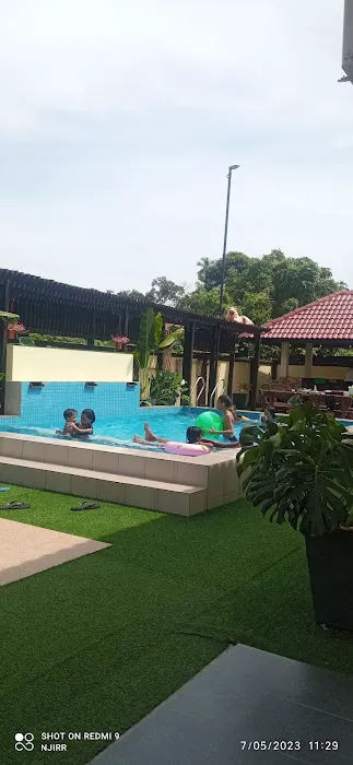 The Baiduri Homestay Private Pool Picture 10
