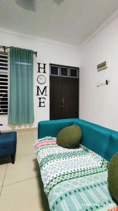 Rest & Relax (R&R) Homestay Picture 4