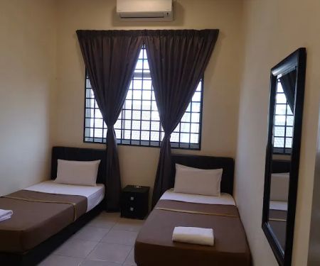 Homestay Murah Muadzam Shah (Laman Jentayu)