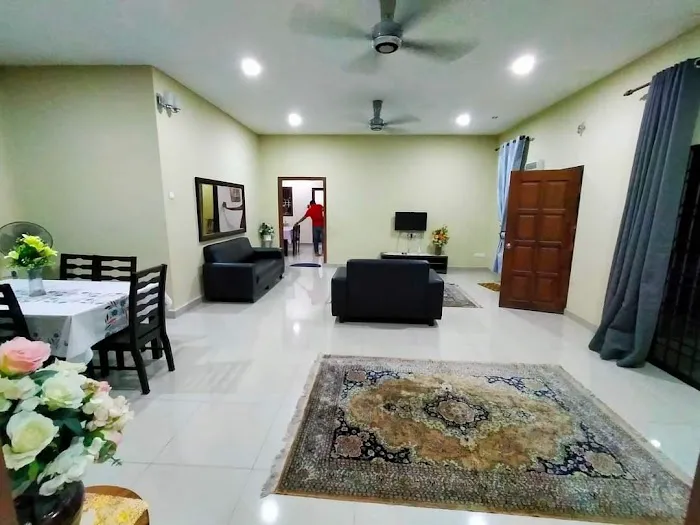 ZAZA Homestay Picture 3