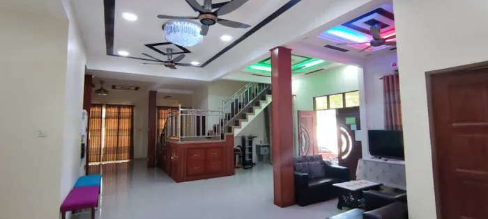 Anjung Astana Guesthouse Picture 1
