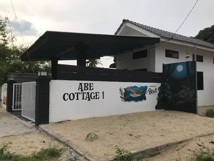 Abe Cottage 1 Picture 6