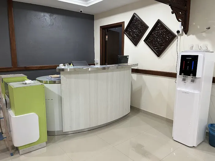 Hotel Budget Lot 18 Picture 4