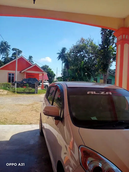 Dirna Homestay KB Picture 3