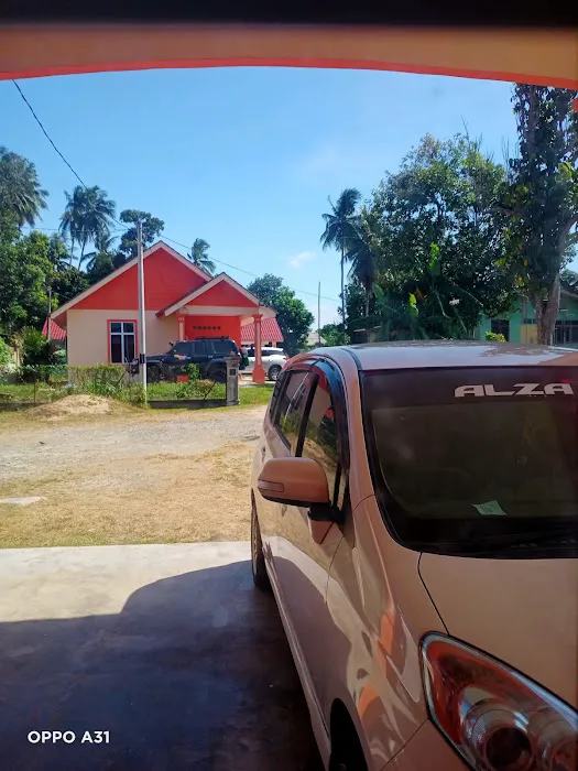 Dirna Homestay KB Picture 4