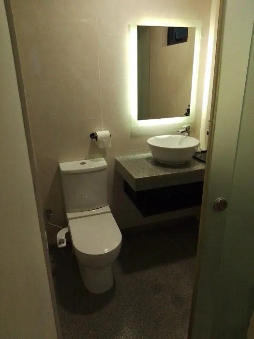 BRYQS Hotel Picture 4